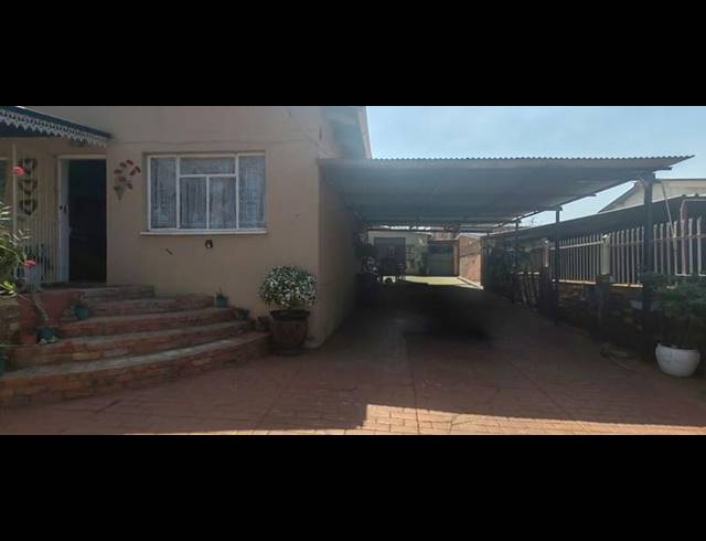 3 BEDROOM HOUSE FOR SALE IN DANVILLE